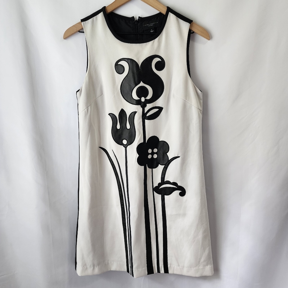 SOLD! Victoria Beckham for Target • Mod Floral Dress - Picture 2 of 7